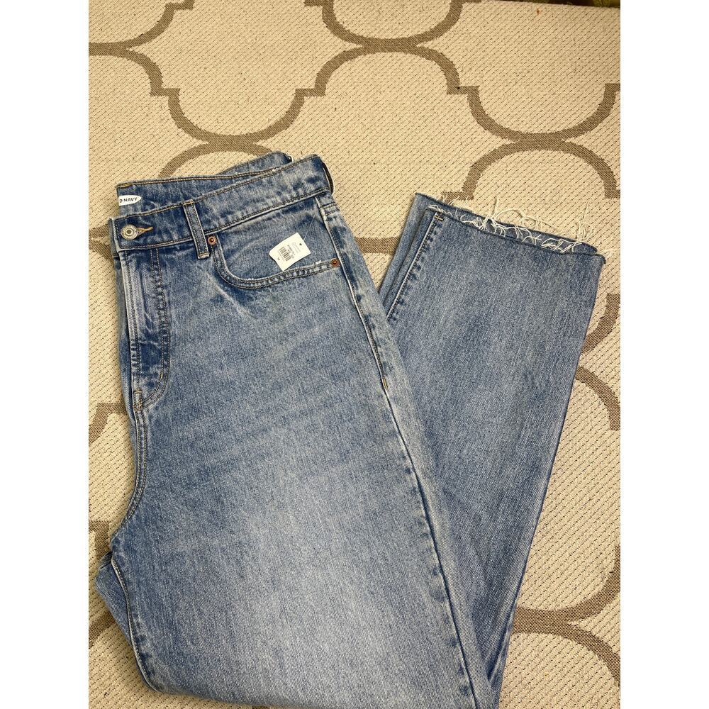 Old Navy extra high rise boyfriend Lola blue jeans, size 14, NWT, raw hems - Picture 2 of 13